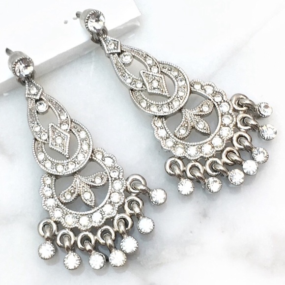 Cherryl's Jewelry - Art Deco Influenced Silvertone Mini Chandeliers Cherryl's Jewelry - Art Deco Influenced Silvertone Mini Chandeliers